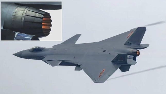 Truyền thông Mỹ: Chiến đấu cơ tàng hình J-20 Trung Quốc thử nghiệm động cơ mới - Ảnh 1.