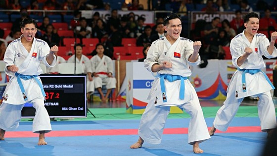 Karate Việt Nam nhắm cơ hội tranh 4 tấm HCV SEA Games 32 - Ảnh 2.