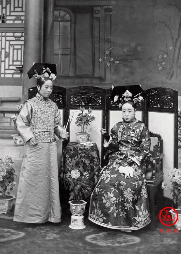 Bộ ảnh quý hiếm thời nhà Thanh: Nhiều ngóc ngách trong Tử Cấm Thành cùng nhan sắc hoàng hậu cuối cùng được khắc họa rõ nét - Ảnh 9.
