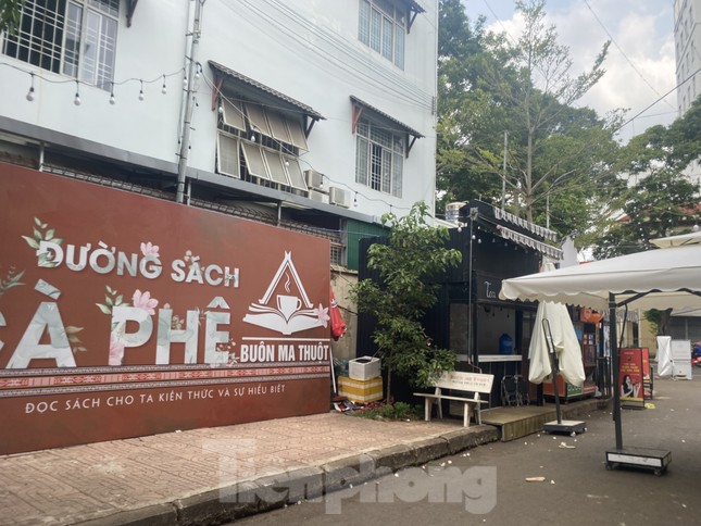 Vụ đường sách cà phê đìu hiu, nhà đầu tư tháo chạy: Tỉnh Đắk Lắk nói gì? - Ảnh 3.