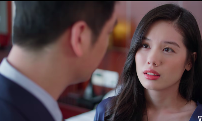 Nam chính phim Việt gây sốt với cảnh vạch mặt bạn gái lừa đổ vỏ, hóa ra lại là ngôi sao của Hoa hồng trên ngực trái - Ảnh 2.