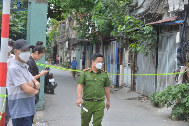Nhân chứng bàng hoàng kể về vụ cháy khiến 4 bà cháu tử vong ở Hà Nội - Ảnh 5.