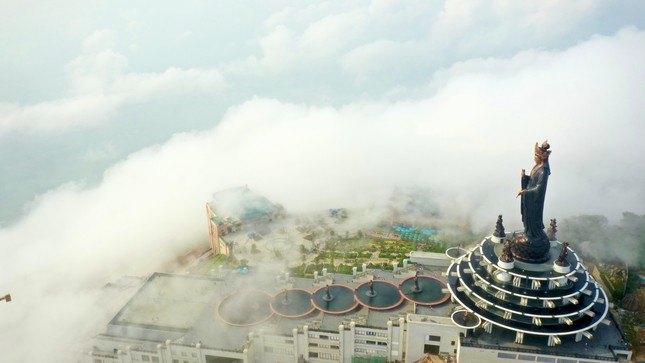 ‘Mũ mây’ tái xuất tại núi Bà Đen Tây Ninh - Ảnh 4.