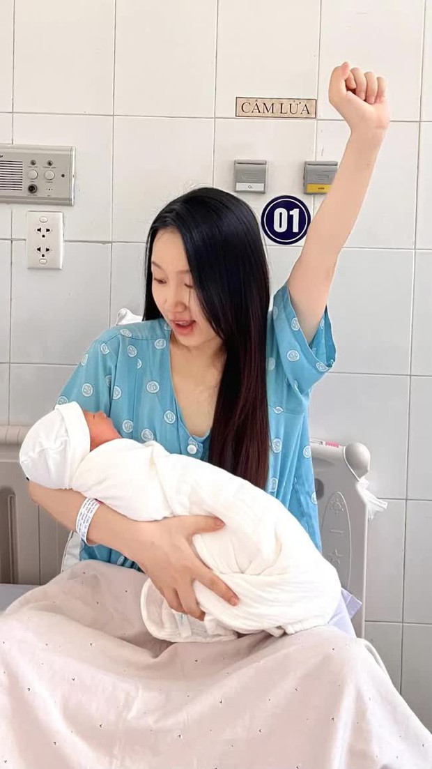 Báo tin có con khi chưa kết hôn, cô gái nhận lại thái độ bất ngờ của mẹ và loạt mâm cơm ở cữ khiến ai cũng mềm tim - Ảnh 1.