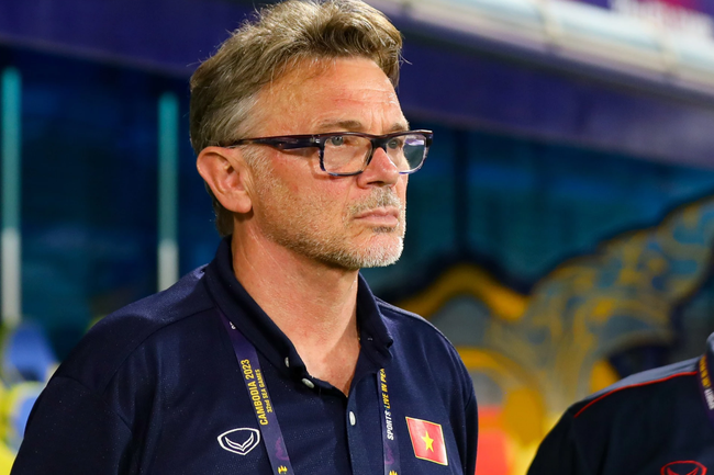 HLV Troussier: ‘Không đội nào ở SEA Games 32 vượt trội hơn U22 Việt Nam’ - Ảnh 1.