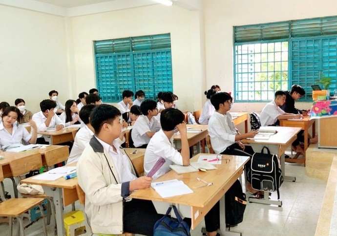 An Giang có hơn 20.000 thí sinh đăng ký thi tốt nghiệp THPT 2023 - Ảnh 1.