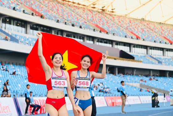 Dự kiến hơn 35 tỉ đồng tiền thưởng sẽ trao cho HLV, VĐV đạt thành tích huy chương SEA Games 32 - Ảnh 1.