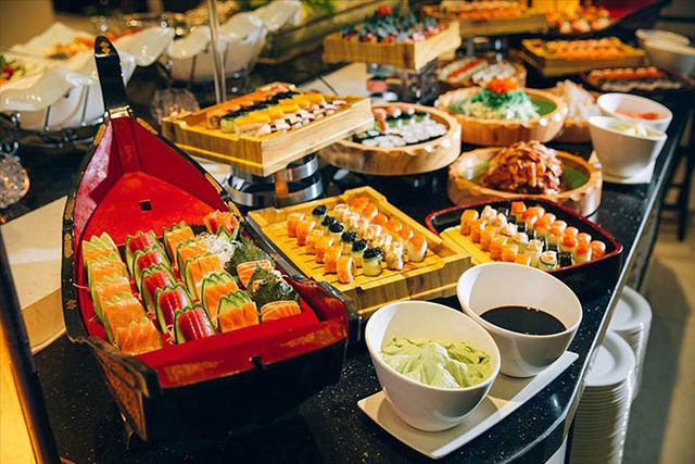 Mời 17 người bạn đi ăn buffet cao cấp với giá 1 triệu đồng/người, cô gái khóc thét khi nhận hóa đơn gấp 3 lần: Lí do khiến ai cũng ngỡ ngàng - Ảnh 3.