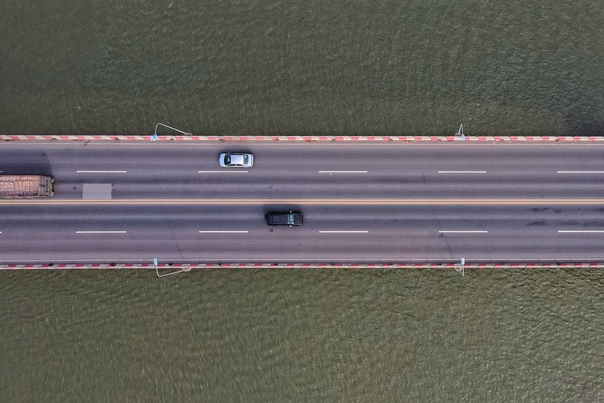 Ngắm cây cầu vượt sông dài nhất Việt Nam sau 9 năm vận hành khai thác - Ảnh 3.