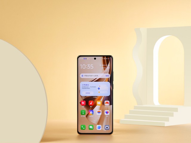 Ảnh thực tế OPPO Reno10 Pro+: Thiết kế mới, camera tiềm vọng 5X, chip Snapdragon 8+ Gen 1, giá từ 14 triệu đồng - Ảnh 10.