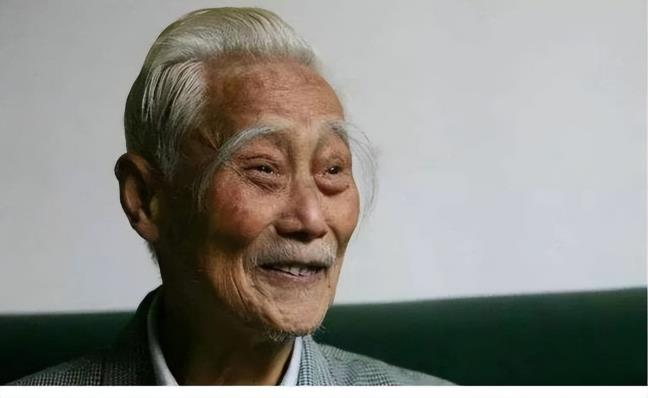 Đông y: Người sống thọ thường sở hữu 10 đặc điểm này trên khuôn mặt, có 7/10 đã đáng chúc mừng‏ - Ảnh 6.
