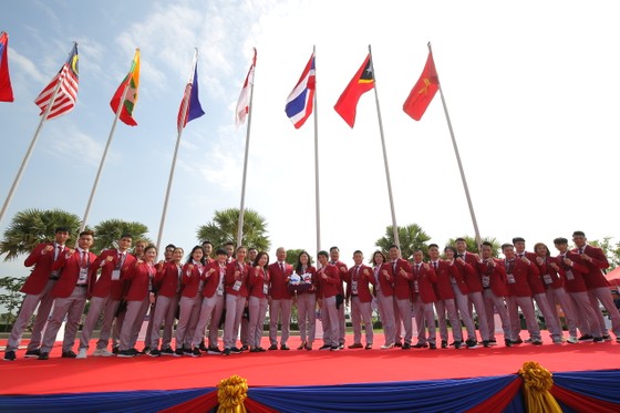 Lễ thượng cờ xúc động của đoàn thể thao Việt Nam ở SEA Games 32 - Ảnh 1.