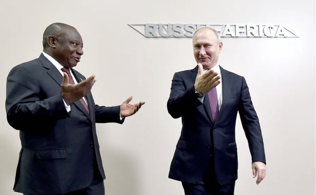 Nam Phi trao quyền miễn trừ để mời Tổng thống Putin dự thượng đỉnh BRICS - Ảnh 1.