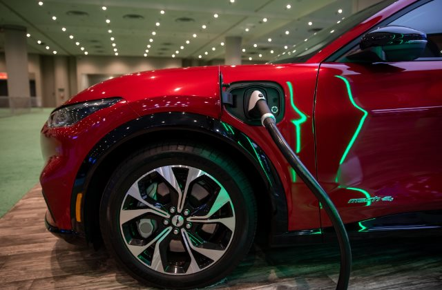 Tesla chia sẻ trạm sạc với Ford: Các công ty này hãy dè chừng! - Ảnh 3.