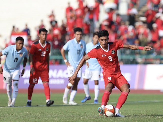 Trực tiếp U22 Indonesia vs U22 Myanmar 2-0 (H1): Được hưởng 11m, Sananta nhân đôi cách biệt - Ảnh 1.