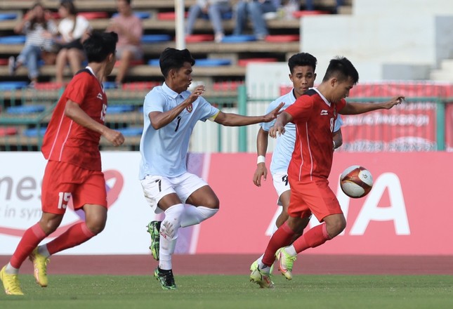 Trực tiếp U22 Indonesia vs U22 Myanmar 2-0 (H1): Được hưởng 11m, Sananta nhân đôi cách biệt - Ảnh 1.