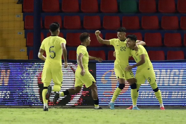 HLV tuyển U22 Malaysia: ‘Thái Lan và Việt Nam vẫn mạnh hơn chúng tôi’