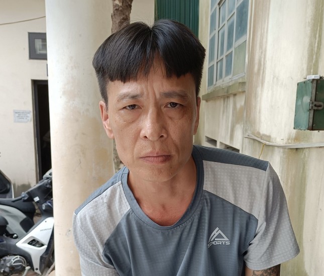 Bắt gã con rể mới ra tù dùng dao đâm mẹ vợ 84 tuổi