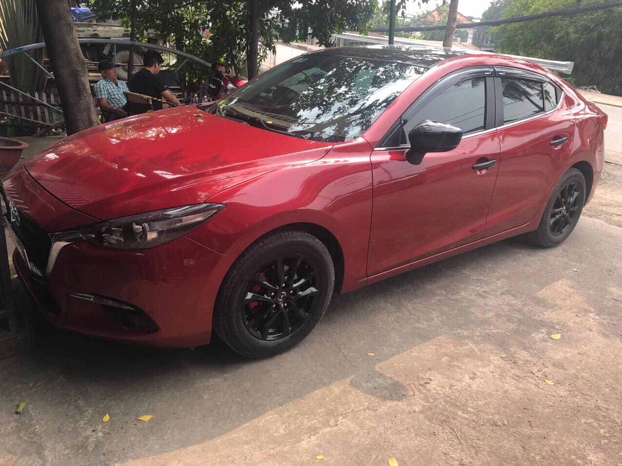 Mazda3 đi 6 năm gần 80.000km chào giá 1,3 tỷ ngang BMW 3-Series đập hộp, chủ xe chỉ đăng ảnh có biển số và không nói nhiều - Ảnh 1.