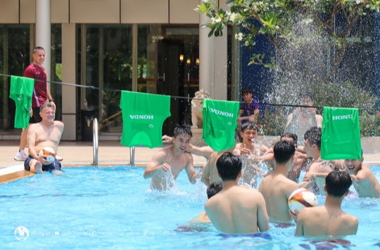 U22 Việt Nam đang làm gì trước khi so tài cùng Malaysia? - Ảnh 4. U22 Việt Nam đang làm gì trước khi so tài cùng Malaysia? - Ảnh 4.