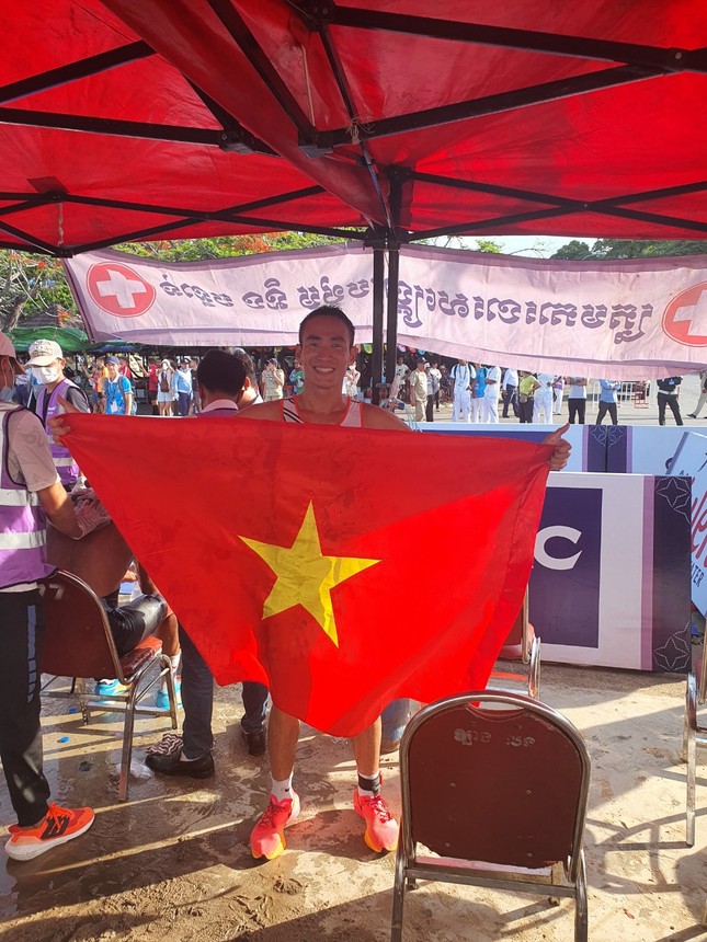 Trực tiếp SEA Games 32, ngày 7/5: Phạm Tiến Sản xuất sắc giành HCV Duathlon - Ảnh 1.