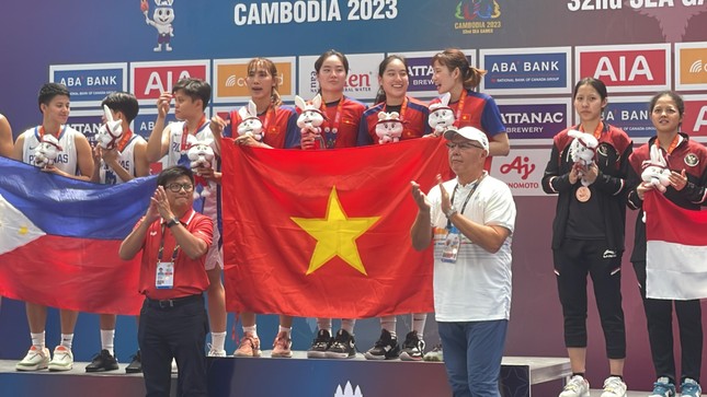 Trực tiếp SEA Games 32, ngày 7/5: Karate liên tiếp giành 2 HCV - Ảnh 1.