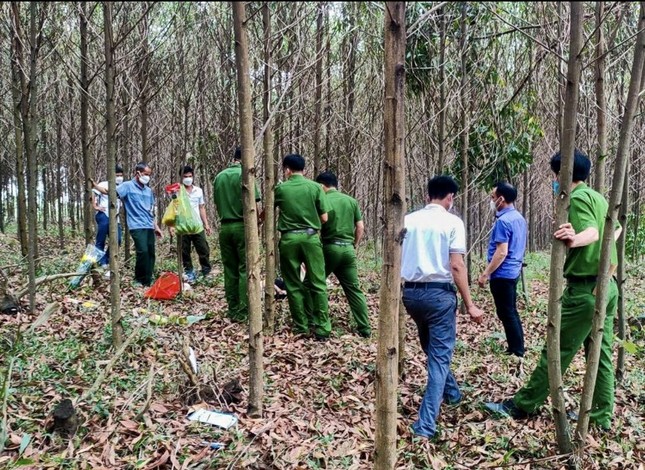 Tìm thấy nữ cựu chiến binh tử vong ở rừng tràm - Ảnh 1.