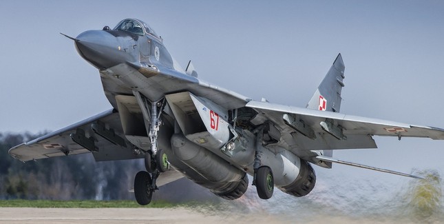 10 máy bay chiến đấu MiG-29 của Ba Lan đã phục vụ tại Ukraine - Ảnh 1.