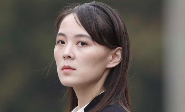 Em gái nhà lãnh đạo Triều Tiên Kim Jong Un lên tiếng sau vụ phóng vệ tinh thất bại - Ảnh 1.