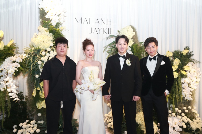 JayKii - Mai Anh cùng con trai lộ diện ở tiệc cưới, dàn sao Việt đổ bộ chúc mừng  - Ảnh 9.
