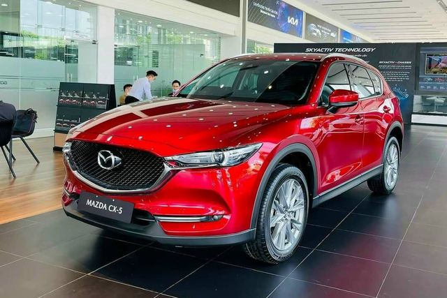 Giá SUV hạng C liên tục ‘dò đáy’ mới: Forester, CX-5 dưới 800 triệu, làm khó cả xe hạng B - Ảnh 3.