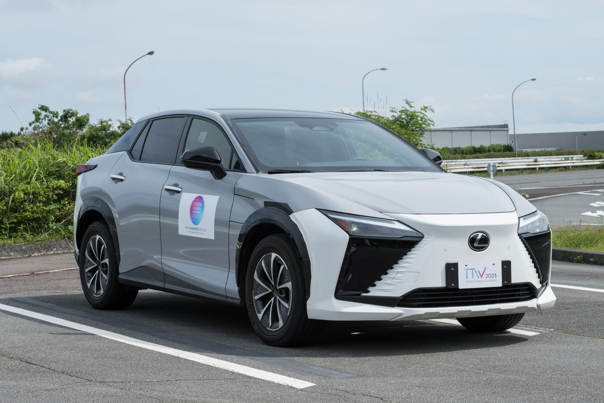 Nhanh và nguy hiểm như Toyota: Mất 2 tháng đã dựng xong kế hoạch đá bay Tesla, BYD - Thuyết phục đến nỗi ai nghe xong cũng phải gật đầu cái rụp - Ảnh 3.