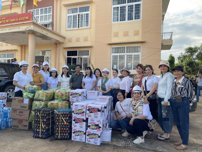 Vụ nổ súng ở Đắk Lắk: Những dòng tin nhắn đặc biệt ở “tuyến sau” - Ảnh 1. Vụ nổ súng ở Đắk Lắk: Những dòng tin nhắn đặc biệt ở “tuyến sau” - Ảnh 1.