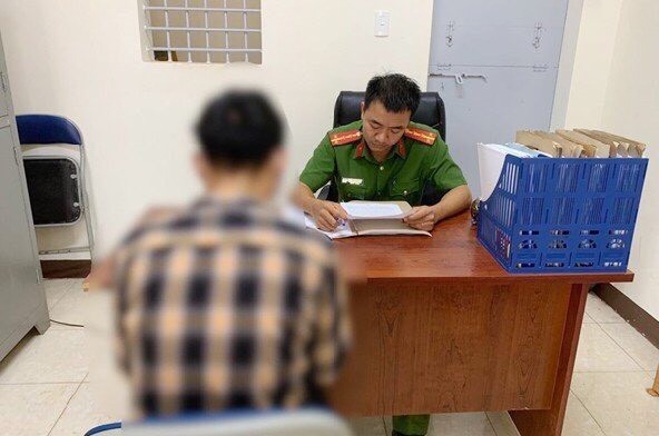 Bịa đặt thông tin điều máy bay chiến đấu vào Đắk Lắk, nam thanh niên bị xử phạt - Ảnh 1.