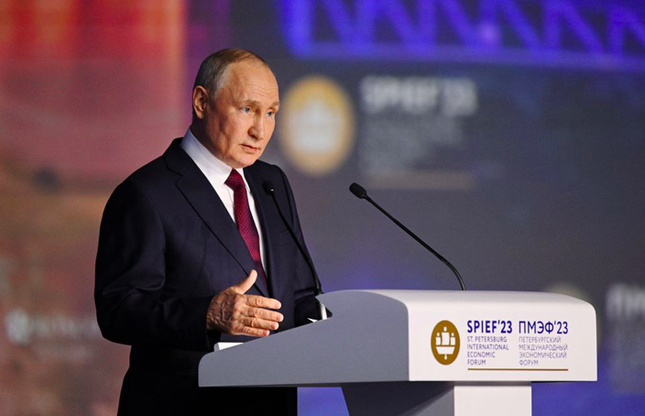 Tổng thống Nga tuyên bố kết thúc ‘chủ nghĩa thực dân mới xấu xí’ - Ảnh 1.