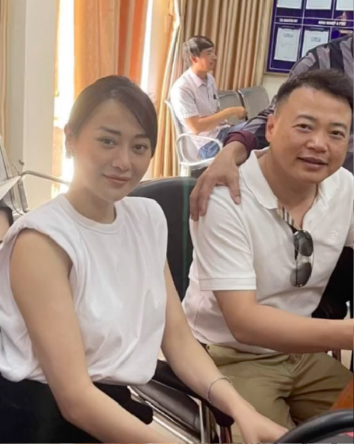 Phương Oanh đặt nguyên tắc khi yêu Shark Bình: Không tặng quà cáp gì cả - Ảnh 1. Phương Oanh đặt nguyên tắc khi yêu Shark Bình: Không tặng quà cáp gì cả - Ảnh 1.