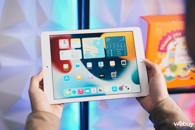 Trên tay mẫu iPad vừa sập giá còn chưa tới 3 triệu đồng: Vô vàn ưu điểm, nhưng cũng có một nhược điểm chí mạng - Ảnh 4.
