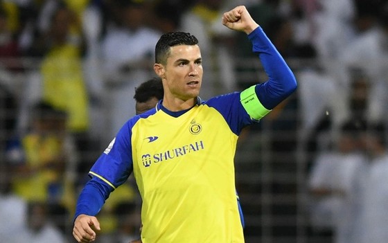 Ronaldo xác nhận ở lại Al Nassr mùa tới - Ảnh 1.