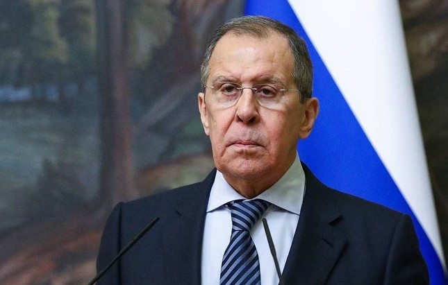 Ngoại trưởng Lavrov: Hãy để NATO chiến đấu, Nga đã sẵn sàng - Ảnh 1.
