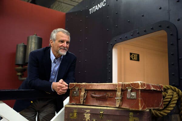 Chỉ còn hơn 30 giờ để giải cứu tàu ngầm thám hiểm Titanic, xác định thân thế 5 hành khách trên tàu - Ảnh 6.