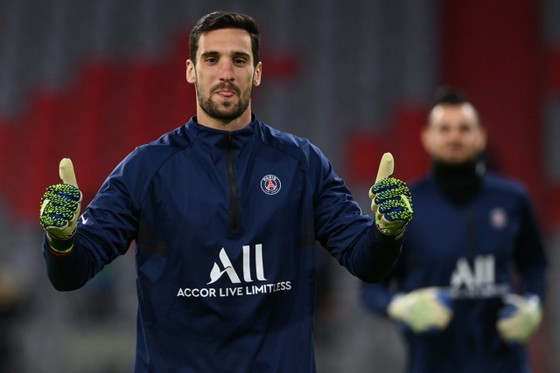 PSG đón tin vui từ Sergio Rico - Ảnh 1.