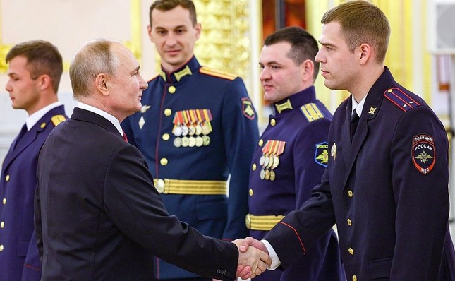 Bộ trưởng Quốc phòng Shoigu: Tương lai địa - chính trị của Nga bị đe dọa - Ảnh 3.
