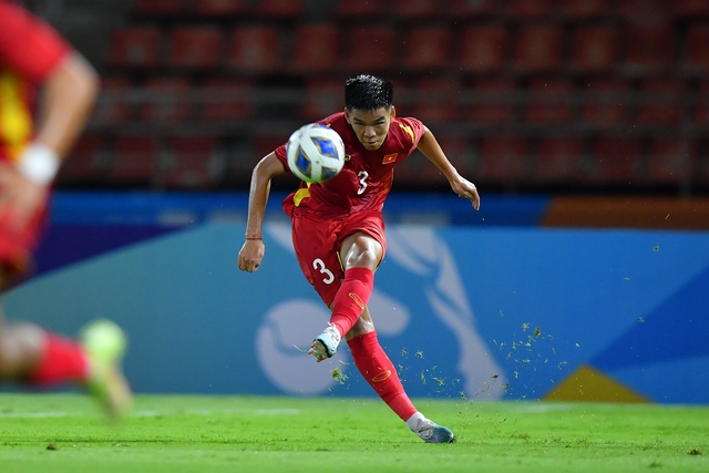 U17 Việt Nam lỡ “cơ hội vàng”, chia tay giấc mơ giành vé dự World Cup trong tiếc nuối - Ảnh 1.