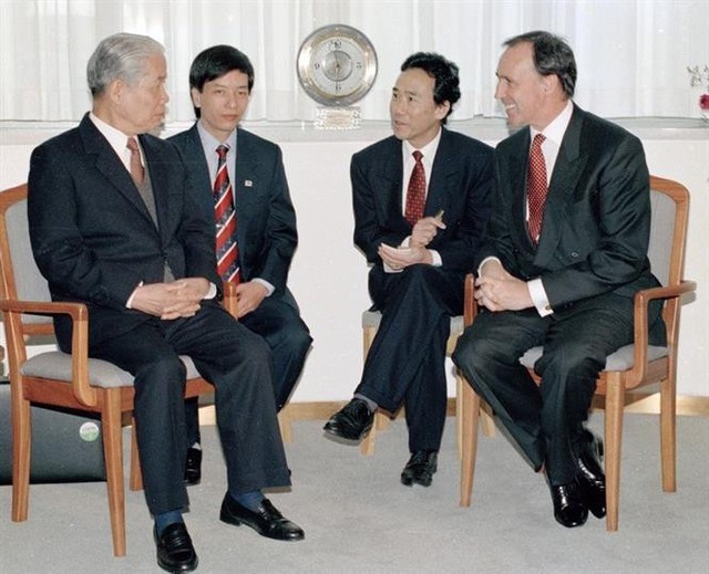 Dấu ấn Vũ Khoan với ngoại giao Việt Nam: Câu hỏi xác đáng trước ASEAN và chuyến thăm nước tư bản đầu tiên của Thủ tướng Võ Văn Kiệt - Ảnh 3.