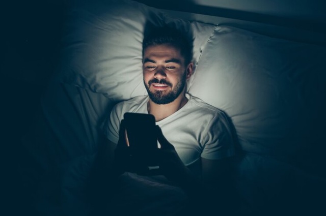 Phát hiện nguyên nhân khiến thức khuya dễ tử vong sớm hơn: Chuyên gia chỉ cách thay đổi - Ảnh 1.