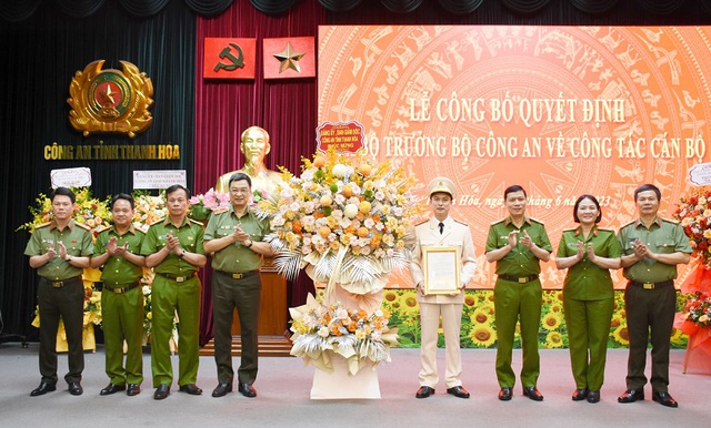 Bổ nhiệm lãnh đạo Công an 6 tỉnh - Ảnh 4.