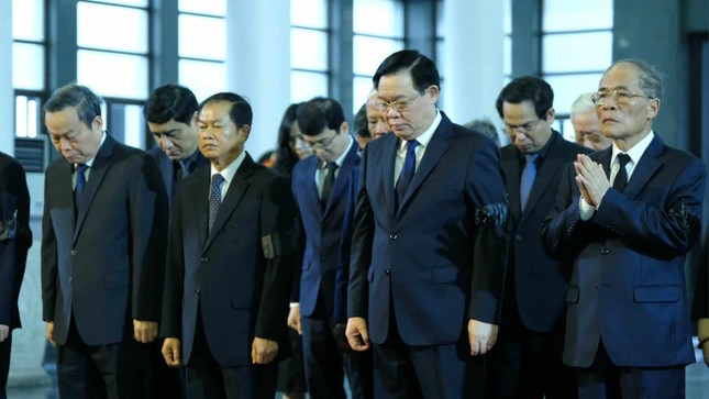 Lãnh đạo Đảng, Nhà nước viếng nguyên Phó Thủ tướng Chính phủ Vũ Khoan - Ảnh 6.