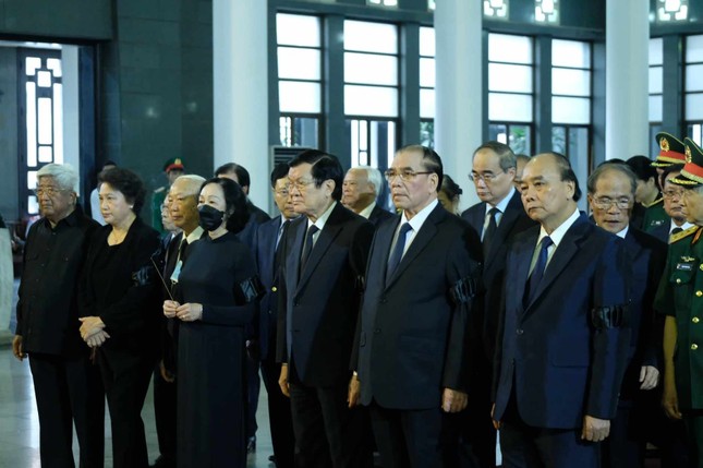Lãnh đạo Đảng, Nhà nước viếng nguyên Phó Thủ tướng Chính phủ Vũ Khoan - Ảnh 4.