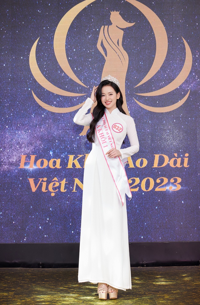 Người đẹp Nguyễn Thị Thùy Dương giành ngôi Á khôi 1 Hoa khôi Áo dài Việt Nam 2023 - Ảnh 1.