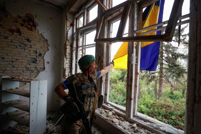 Ukraine nói vẫn chưa tung ra lực lượng dự bị chính trong chiến dịch phản công - Ảnh 2.